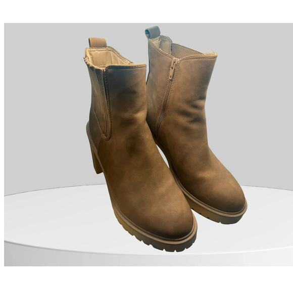 Dolce Vita Lug Sole Ankle Boots Womens size 8 - Picture 1 of 15